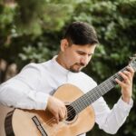 Eddy Ramirez guitarra Gómez de Guillén